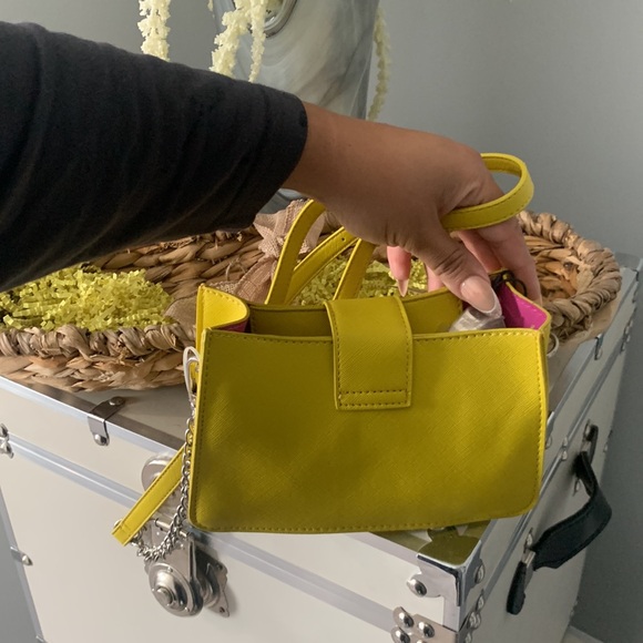 NWT Steve Madden Crossbody - Picture 3 of 3